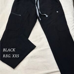 Women’s Figs Scrub Pants